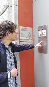 普通理发店剪头发多少钱_理发店剪头发多少钱