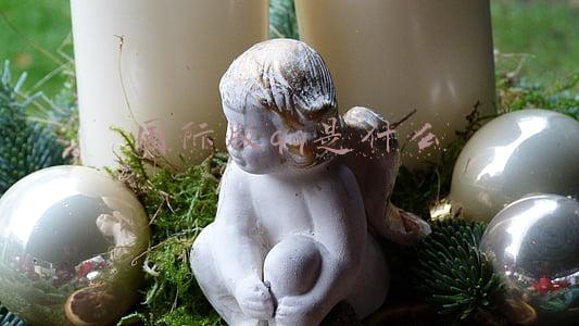 国际版qq是什么样子(最良心的 QQ，死掉了)