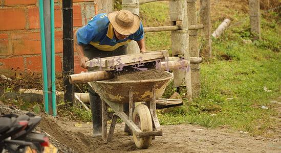 原神网络延迟高(装个APP就能让5年前的手机玩原神？实测“移动云手机”)