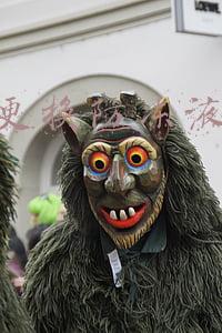 去维修店换防冻液多少钱 修理店换防冻液多少钱