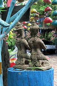 染黑色头发要多少钱?（头发染黑色要多少钱）