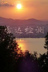 雷达检测技术(雷达、线圈与视频检测技术在智能交通与道路预警中的利弊对比)