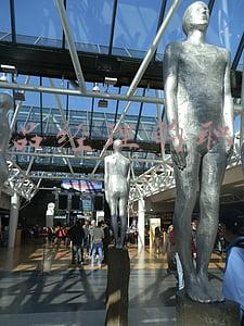 产品经理要做哪些工作(产品经理的工作到底是什么？为什么像打杂的？)