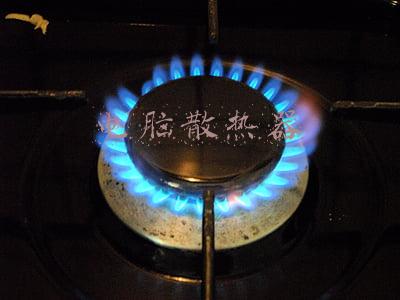 电脑散热器