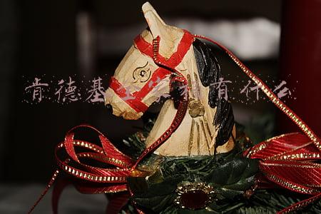 肯德基全家桶有什么东西2021(肯德基“代吃”也疯狂：盲盒狂欢，炸鸡落寞)