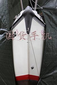 国货手机放在品牌手机店铺三包下(官媒点评“首款2年质保手机”：中国手机品牌该有的品质自信)