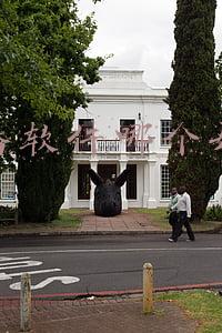 抖音直播软件哪个好用(靠抖音直播，“反诈主播”老陈把国家反诈app顶上应用商店第一名)