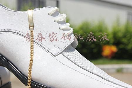青春密码肌底液怎么样(空瓶分享｜自带“三珠小冰棒”的欧莱雅青春密码酵素眼精华肌底液)