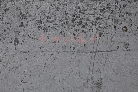 丰田陆地巡洋舰v8报价(丰田全新陆巡平行进口车已到港，售价竟超百万，坦克500真香警告)