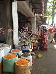 开个茶叶店投资得多少钱（想开个茶叶店大概要多少投资）