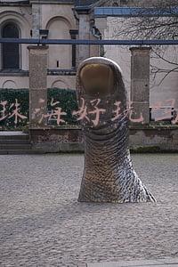 珠海好玩吗 值得去吗(外地人去珠海游玩，忍不住“吐槽”，直言：还以为在东三环)