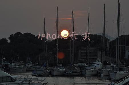 iphone开卖时间(苹果优先生产 iPhone 13 系列，iPad 交货期最长达 63 天)