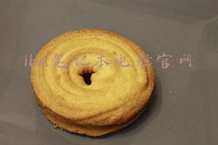 IBM 办公笔记本(ThinkBook 14s新鲜评测：职场新生代的时髦icon)