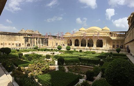 网站推广系统找米辣(被湖南人捧起来的“网红景点”，为何广东人一年就逛腻了？)