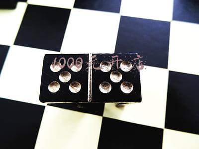 1000元开店当老板(超市老板的生意经：充1000送1000再返1000，3个月获客1200名会员)