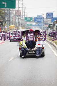 茶店加盟需要多少钱(书亦奶茶店加盟需要多少钱)