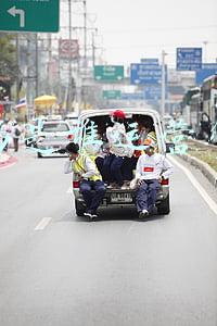 机场由谁管理(下辖53个机场，国内规模最大的机场管理集团完成改制)