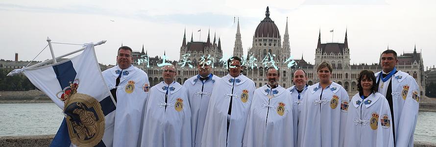 网上买宠物狗的网站(国内外较著名的宠物网站大全)