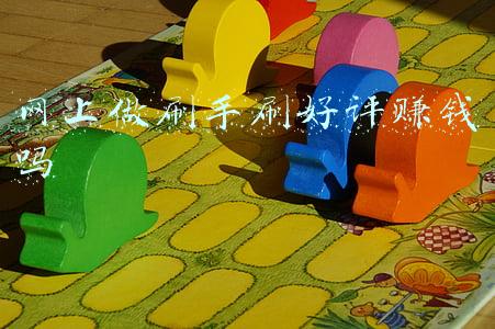 连衣裙好评过客网(穿汉服的年轻人失去回头率：汉服「复新」简史)