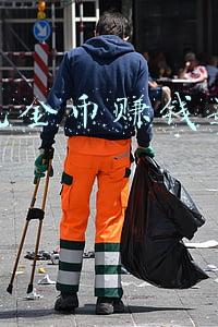 刷抖音赚金币是真的吗(做梦都想在头条和抖音的极速版里刷金币发财的网友们，快醒醒吧)