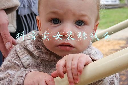 抖音卖女装赚钱么