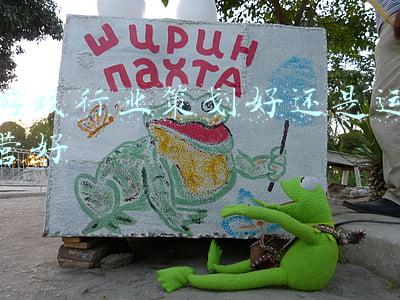 游戏运营属于什么行业(游戏行业的2021：有人求变，有人出逃)