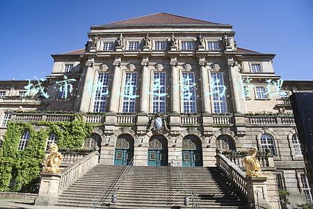 城市轨道运营与管理能进路局吗(渭南轨道交通运输学校开始招生啦~毕业后直接进入铁路单位上班！)