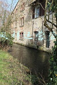 老凤祥运营管理