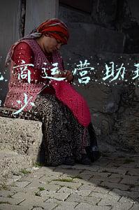 天猫电商运营助理工资大概多少