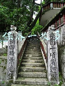 桑塔纳在4s店保养多少钱_大众桑塔纳4s店保养一次多少钱