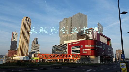 互联网创业案例小红书(5亿美元融资，投后估值200亿美元，小红书融资概况及商业模式分析)