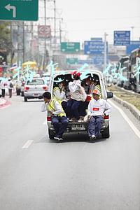 抖音直播导流(新手商家入门必修：抖音直播间高频违规避坑指南)