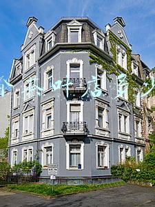 茶叶店一年能挣多少钱《卖茶叶一个月能赚多少钱》