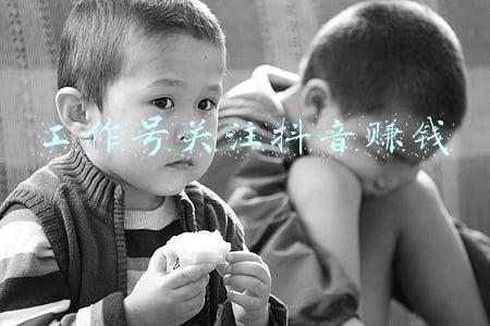 关注公众号赚钱平台(外卖公众号月入百万的时代结束了)