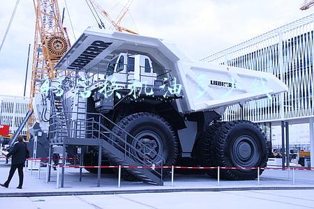 汽修店换机油多少钱(去汽修店换机油多少钱)