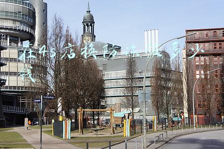 4s店免费加防冻液吗《质保期内4s店免费加防冻液吗》