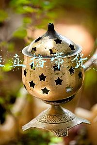 叶璇下降头事件(叶璇被命运下的“降头”，早在出生时就埋下了)
