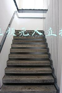 西瓜视频直播卖货(西瓜视频联合今日头条、抖音发起农产品直播售卖活动)