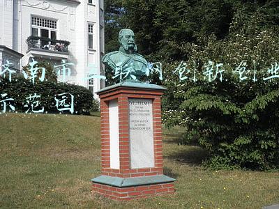 济南高新技术创业服务中心(大数据、量子科技、人工智能…济南高新区战略新兴产业崛起)