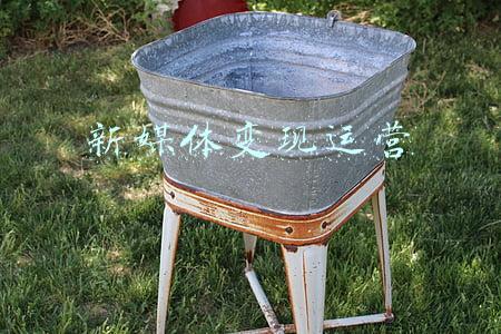 新媒体运营的趋势(发展趋势：新媒体电商未来前景)
