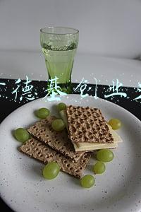 肯德基的创始人(肯德基创始人：65岁才开始创业，被拒绝1009次，他凭什么成功？)