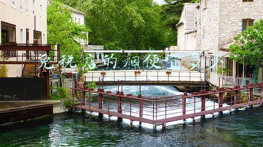 免税店买烟便宜多少；免税店买烟便宜多少钱