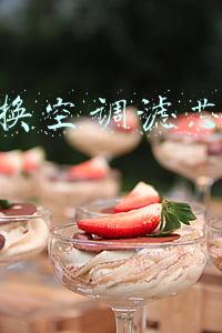 奔驰4s店换空调滤芯多少钱；奔驰4s店空调滤芯多少钱一个