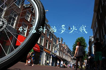 奔驰4s店补胎多少钱一个-奔驰4s店补胎多少钱