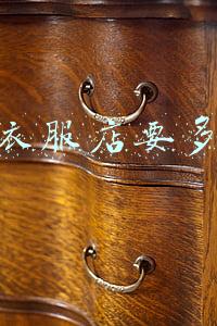 服装加盟费 服装加盟费一般需要多少钱