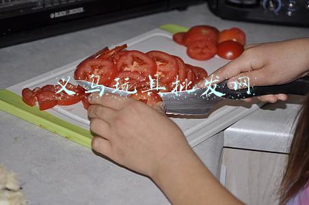 义乌玩具批发网址(世界第一大批发市场，义乌还有那么重要吗？)
