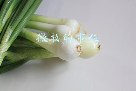 微软的市值雪球(市值被苹果超越，微软业绩却超预期增长)