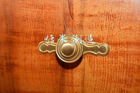 糖果制造过程(鱿鱼游戏突然爆火！椪（pèng）糖，是怎么制作的？疑问总算解开了)