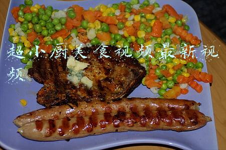 超小厨美食视频最新视频陈(三爷爷家请吃饭，满满一桌农家菜，煮了2锅米饭，大伙吃了个精光)