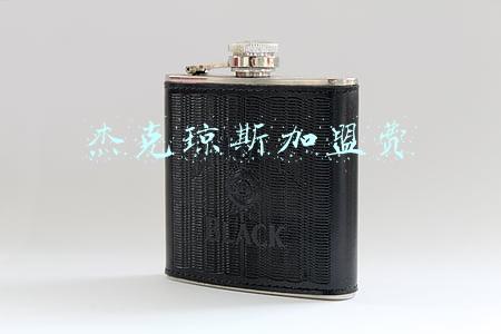 杰克琼斯加盟费用多少钱(杰克琼斯品牌三三服装有限公司杰克琼斯品牌货源)
